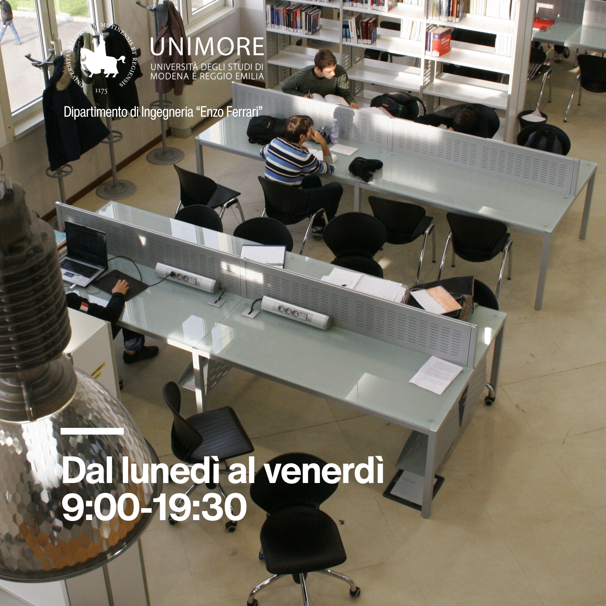 Il sole tramonta, lo studio continua.